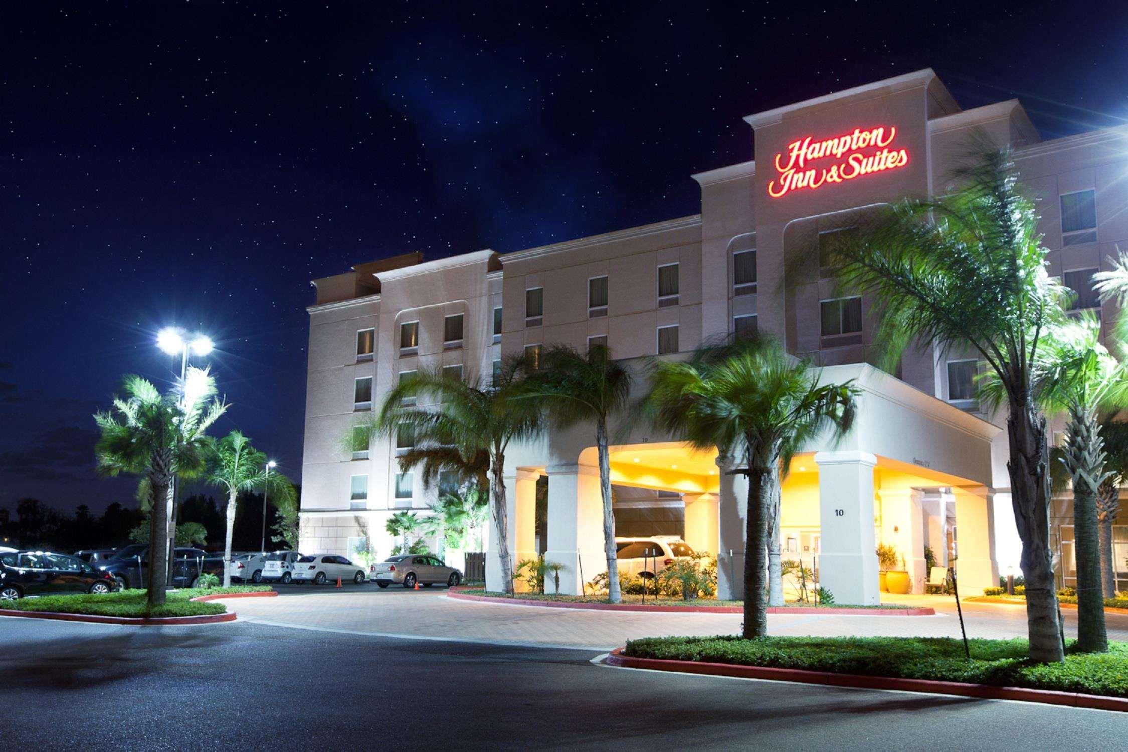 Hampton Inn & Suites Mcallen Exterior photo