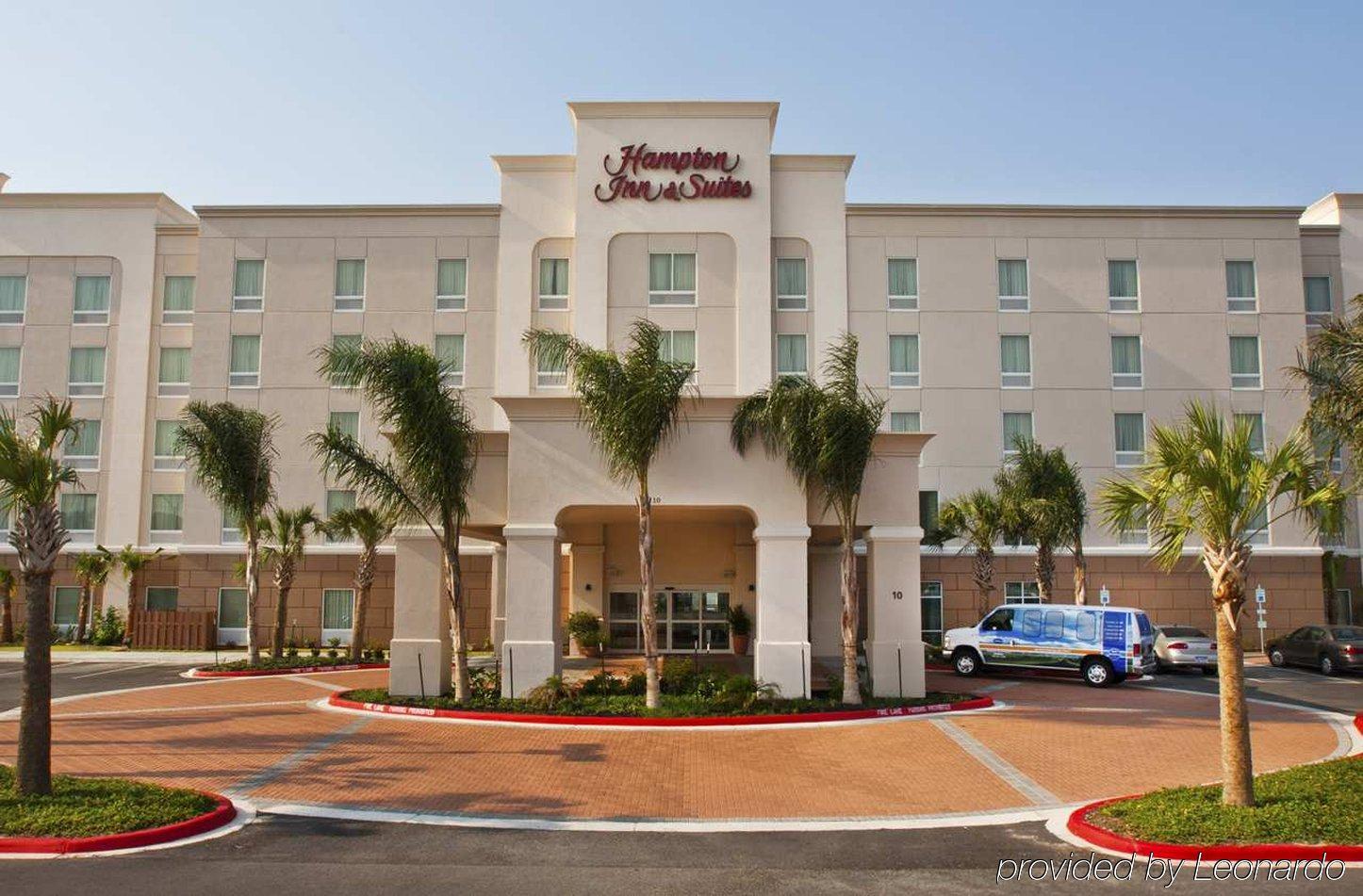 Hampton Inn & Suites Mcallen Exterior photo